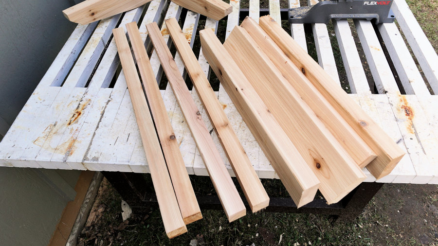 how to make a wooden patio table